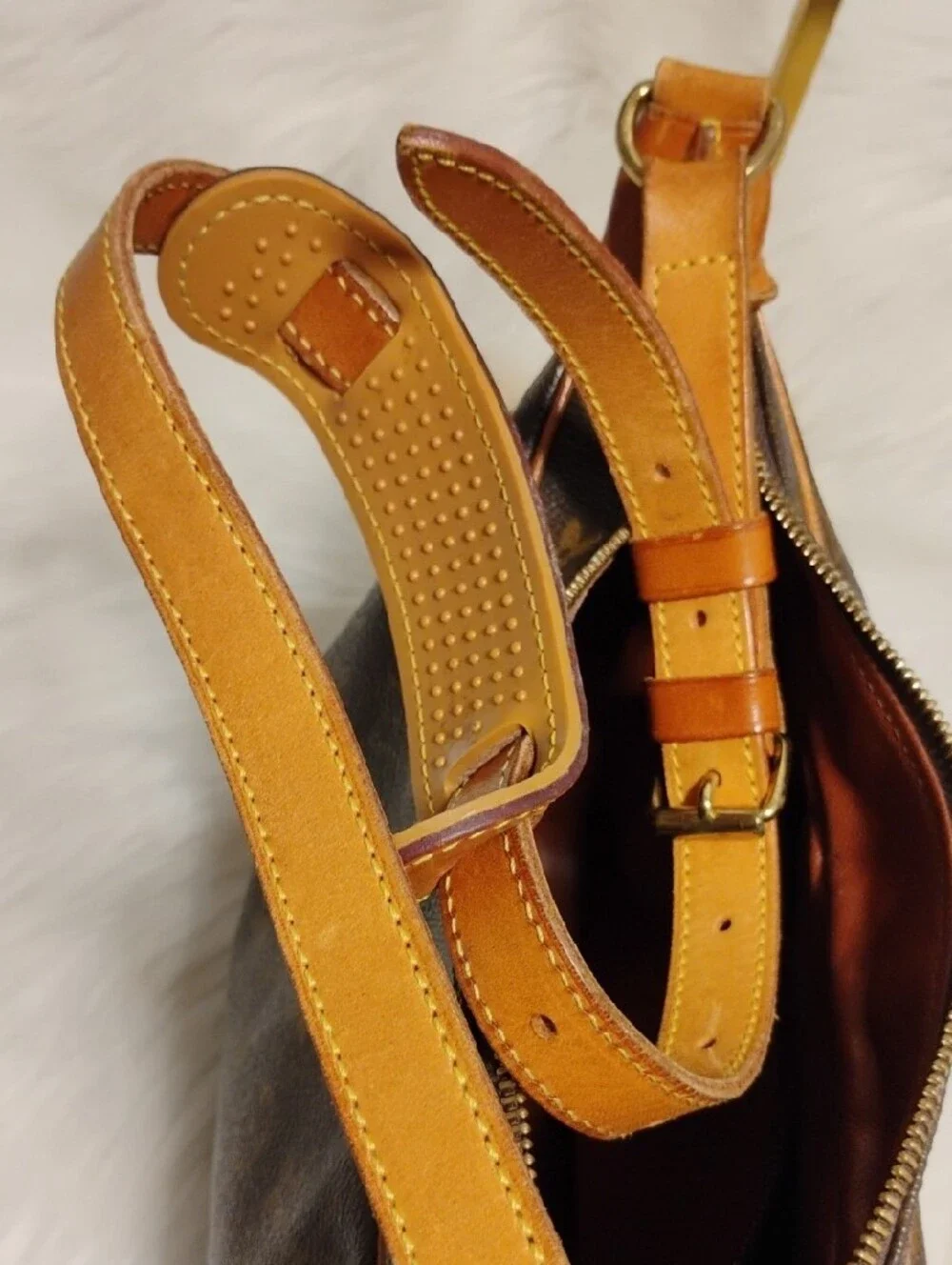 SALE! Louis Vuitton Boulogne 35 Vintage Monogram Shoulder Bag